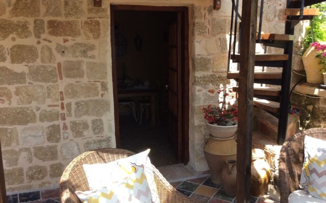 George & Alexandra's Apartments