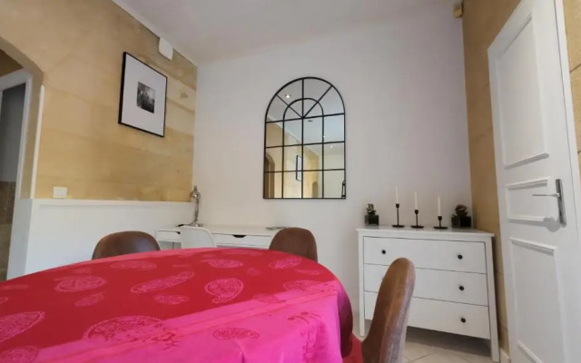 T2 calme et design quartier Chartrons à Bordeaux