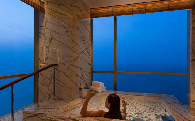 Hilton Yantai Golden Coast