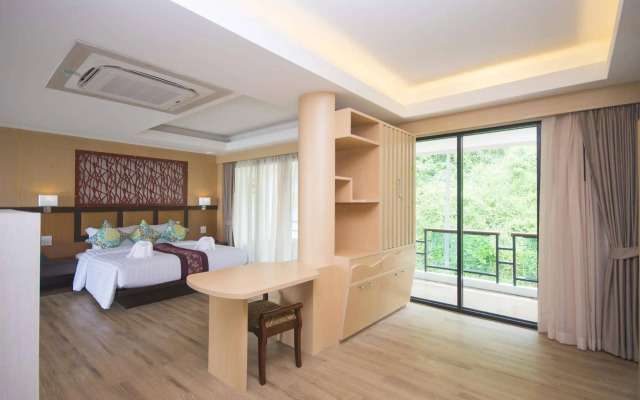 Phi Phi Nice Beach Hotel Hip