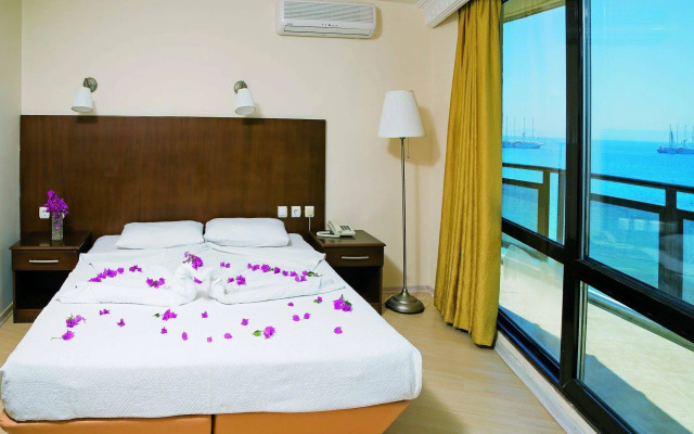 Orion Beach Hotel