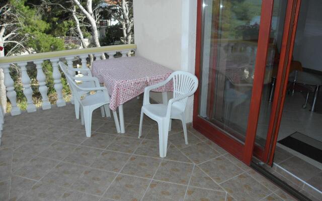 Apartment Josef - seaview A2 CRVENI Veli Rat, Island Dugi otok