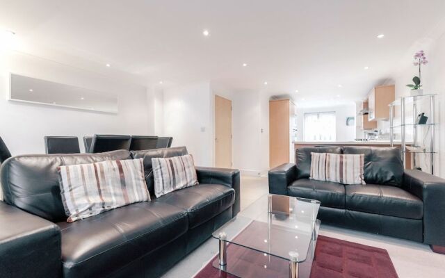 Roomspace Apartments -Sandfield Court