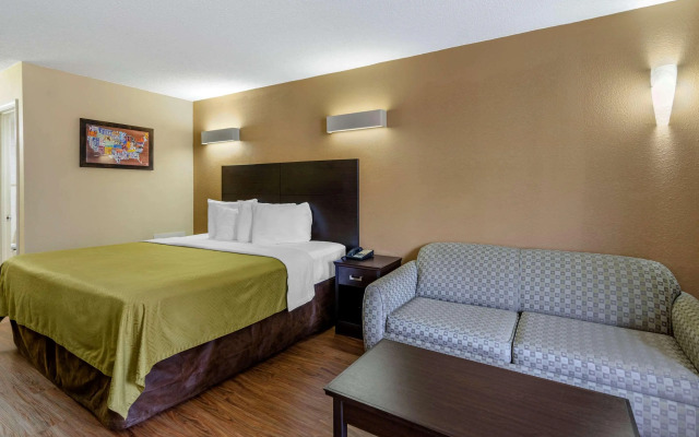 Econo Lodge Roanoke Civic Center