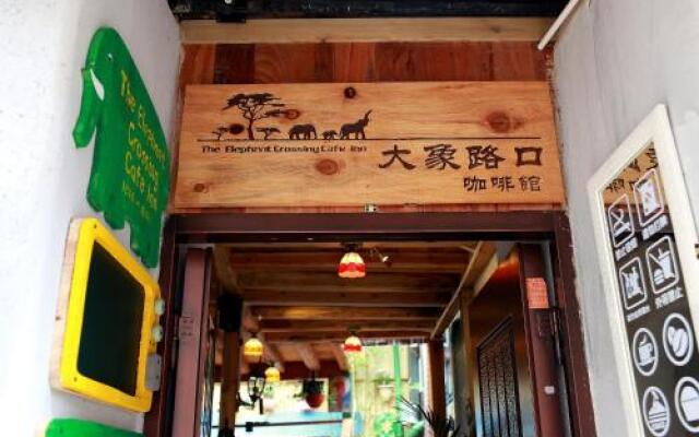 LiJiang Elephant Crossing Cafe Inn