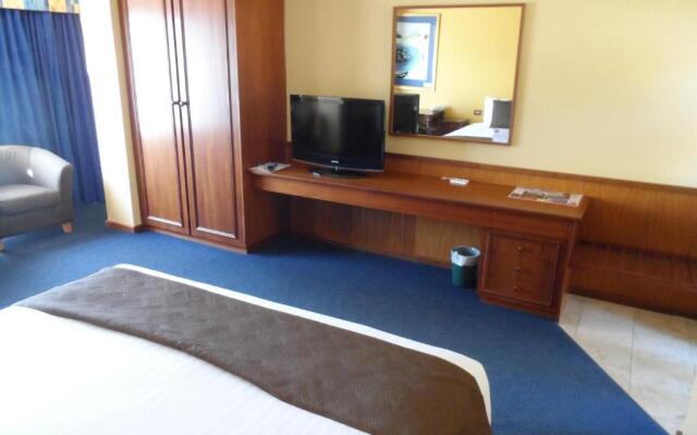 The Clifton & Grittleton Lodge