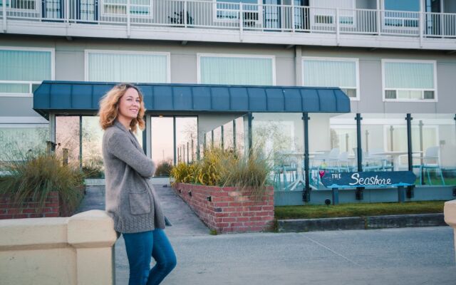 Seashore Inn on the Beach