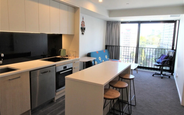 Brand-new & Comfy Two-bedroom Apt near Harbour