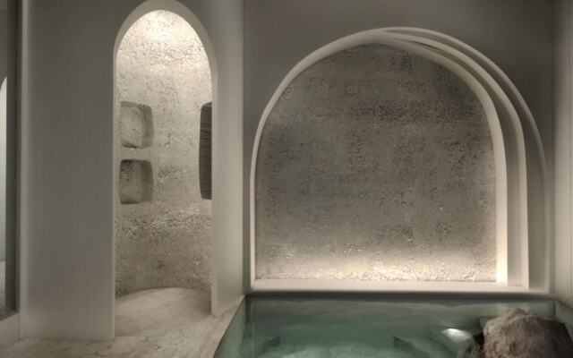 White Cave Suites