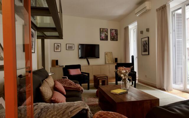 M (Nav9) Luxury Apartment-Madrid Downtown