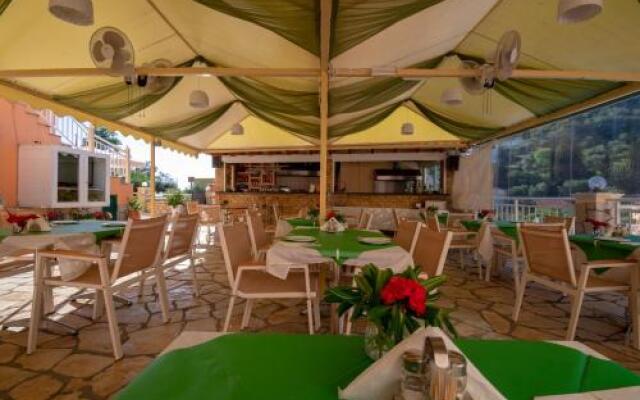 Angelica Apartment Hotel