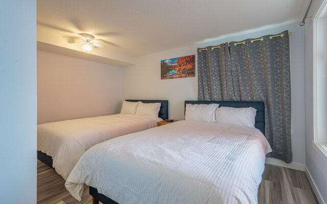 One Bedroom Suite with BBQ & huge Patio