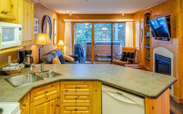 Snow Creek Village #48 By Bear Country