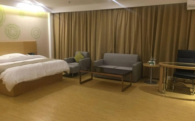 GreenTree Inn (Shanxian Huxi South Road store)