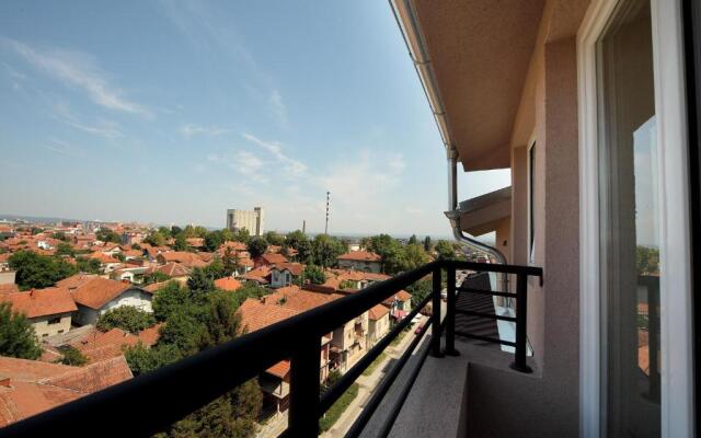 Agent Lux Apartments