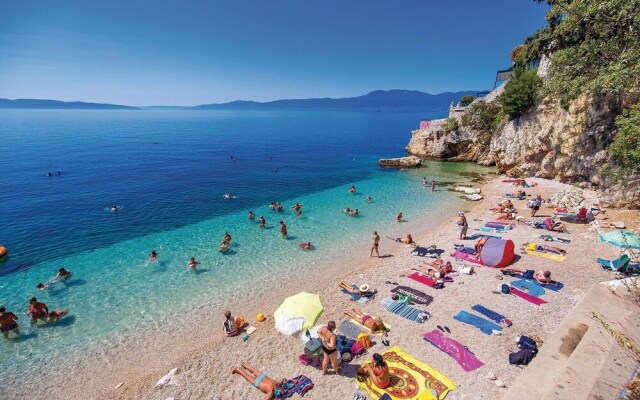 Stunning Home in Rijeka With Wifi and 2 Bedrooms