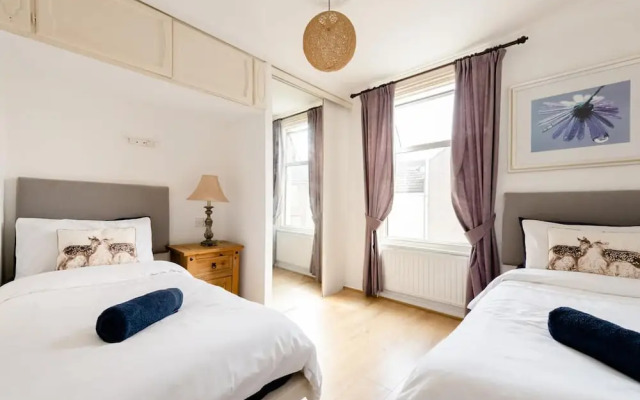Stunning 2-bed Apartment in Dartford