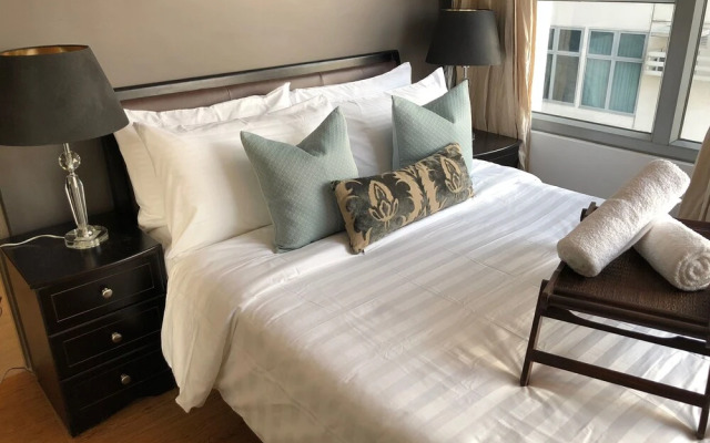 Cozy Pad in Heart of Makati HiSpeed WiFi