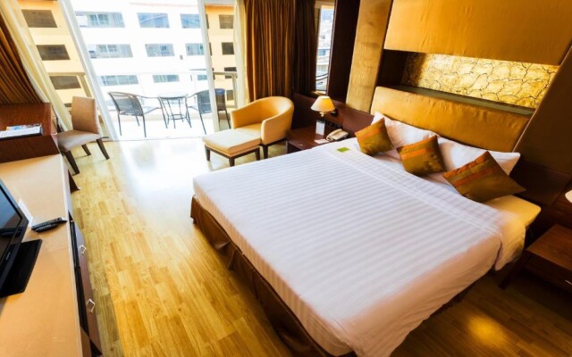 Nova Gold Hotel (SHA Extra Plus)
