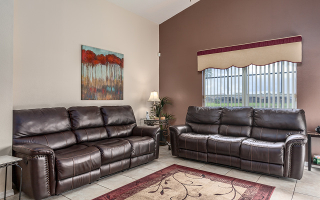 Eagle Pointe-ru1022