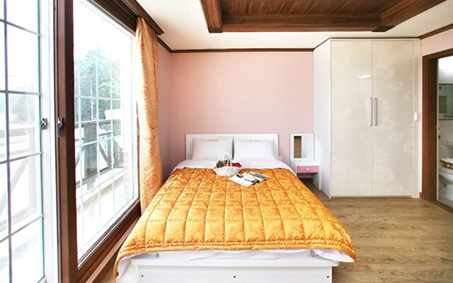 Tongyeong Blue Marine Pension