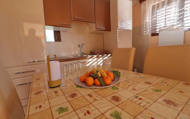 Peaceful Holiday House Senija