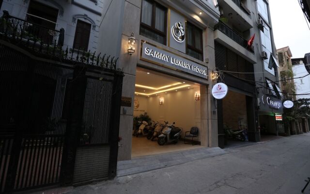 Sammy Luxury Hotel
