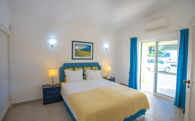 7 Club Atl Ntico Fabulous Five Bedroom Villa WI