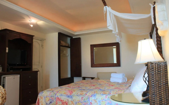 Hotel Playa la Media Luna, Isla Mujeres