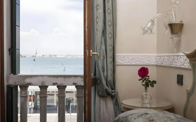 Hotel Riviera