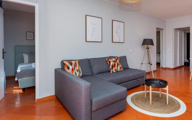 Gorgeous 2BDR Apartment W/Patio & Pool by LovelyStay