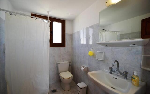 Madoupa Beach Apartments