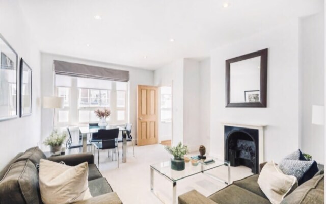 The Mayfair Oxford Street Apartment