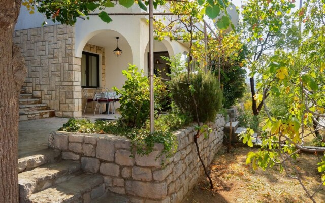 Donata Senj in Senj With 2 Bedrooms and 3 Bathrooms