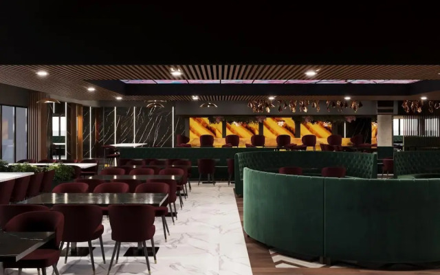 Palms Hotel & Retreat By Palette London Romford