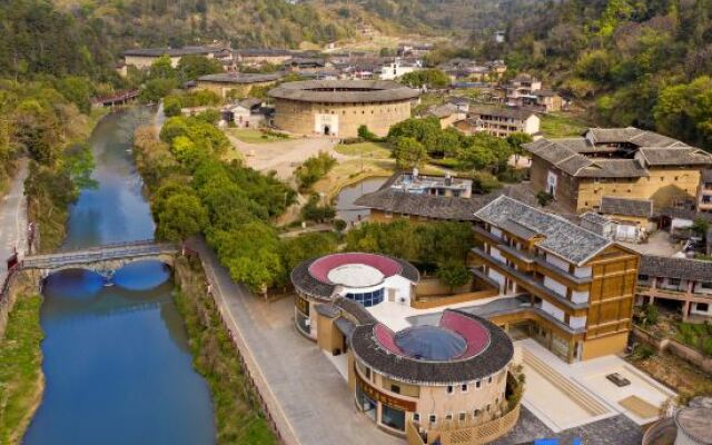 Longyan Dulv B&B
