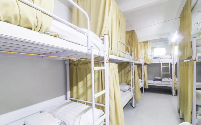 ARK Hostel City Center Manila