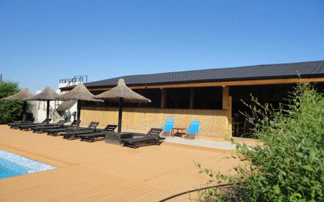 Greenstone Land - Corbu