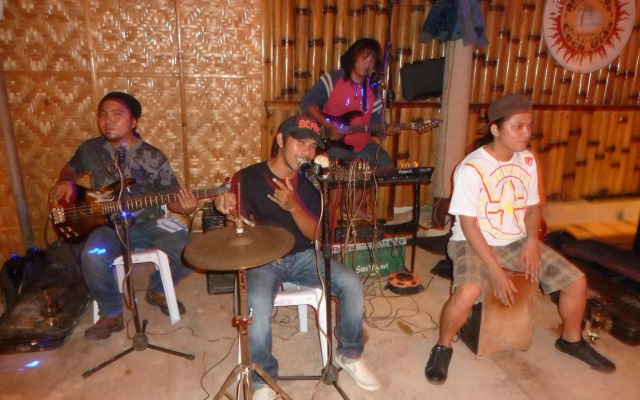 Alona Vida Beach Resort