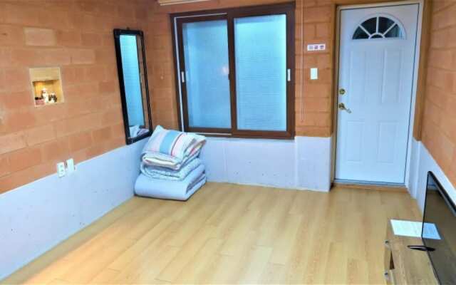 Wonju Gamaksan Hwangtobang Pension