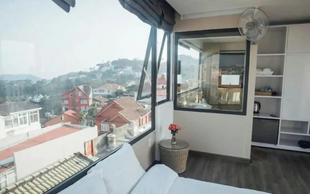 Minh Cương Hotel
