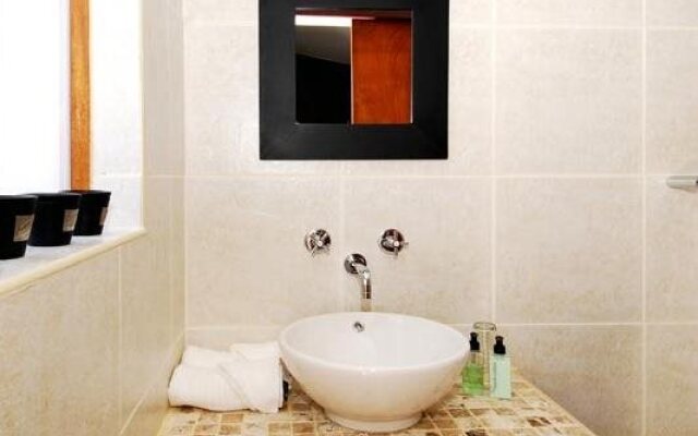 Calico Guest House