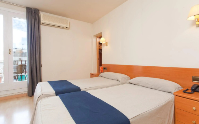 Hotel Everest