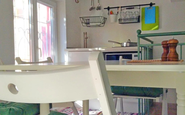 Holiday Home Love Story