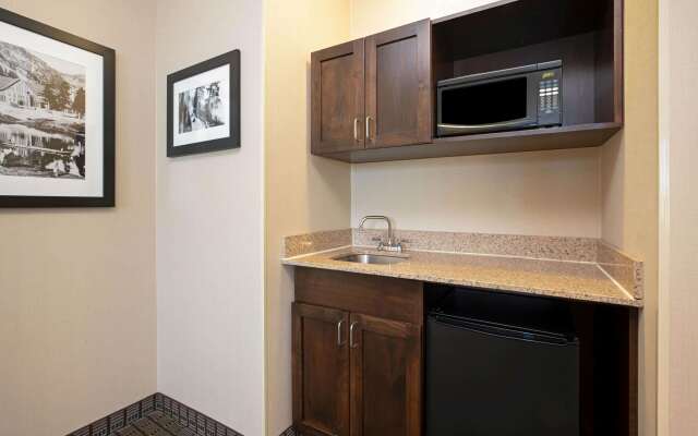 La Quinta Inn & Suites by Wyndham Bellingham