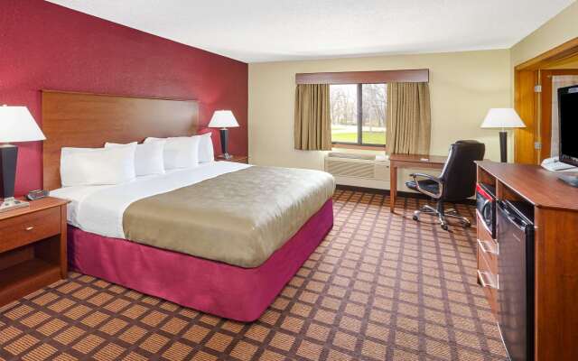 AmericInn by Wyndham Burlington