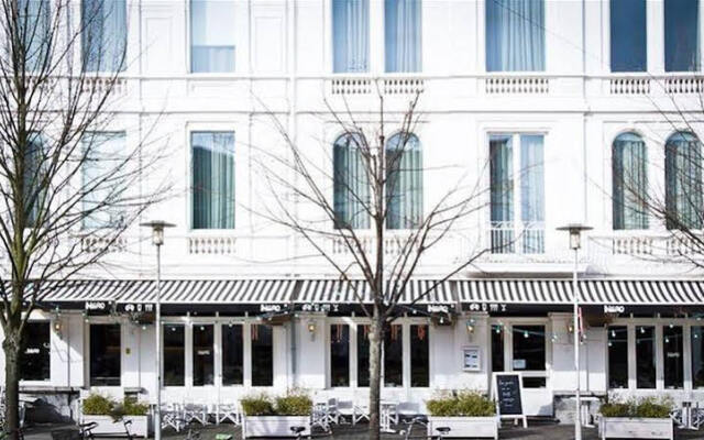 hotelImage