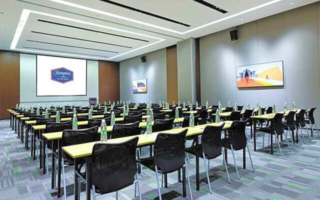 Hampton Panzhihua Zhonghuan Tiandi