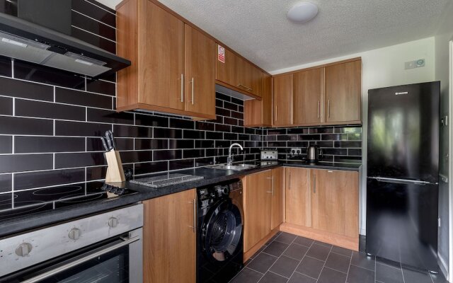 Dunfermline Central Apartments at 48