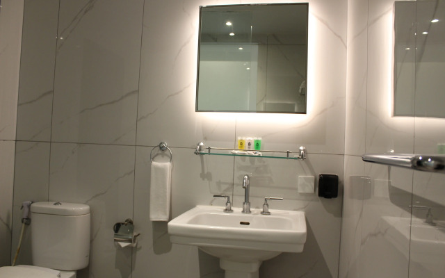 Le Mansion Senopati Hotel